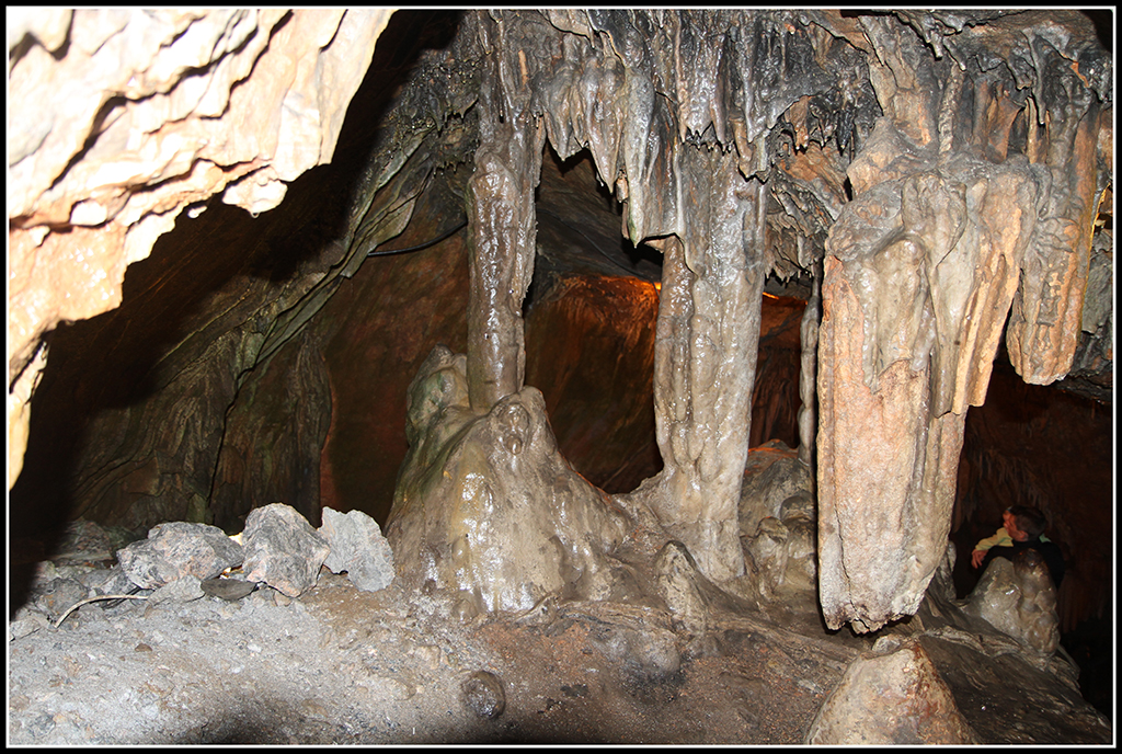 Dim Magarasi cavern (drypstenshule)